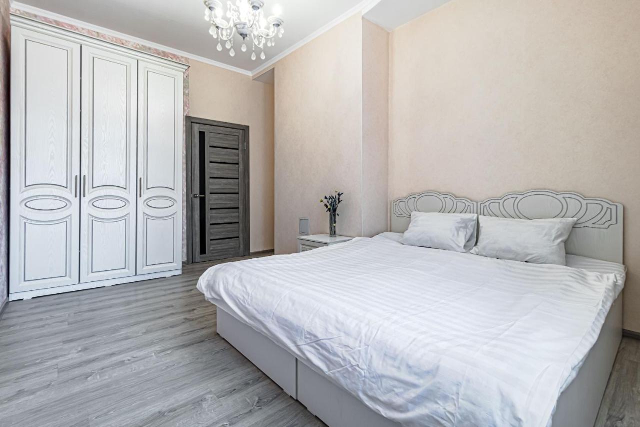 Apartments Lux 53/141 อัสตานา ภายนอก รูปภาพ