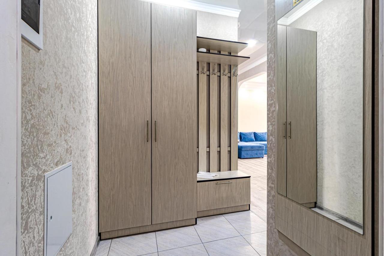 Apartments Lux 53/141 อัสตานา ภายนอก รูปภาพ